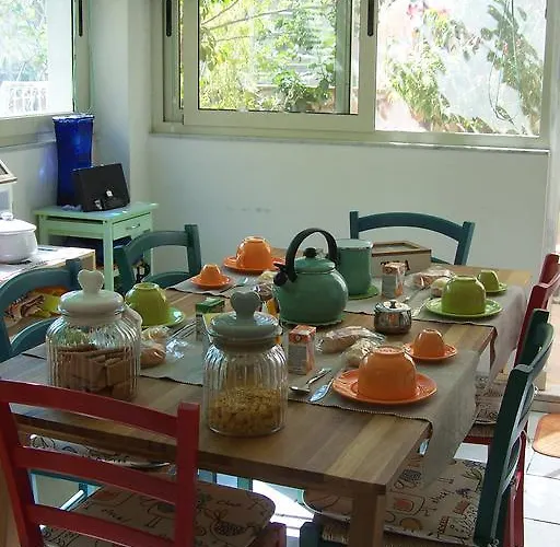 Alojamento de Acomodação e Pequeno-almoço In Centro *